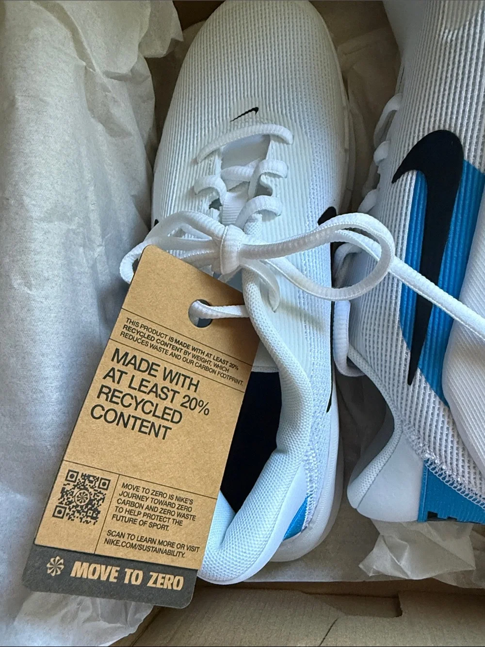Nike Flex Trainers with Black Swoosh & Blue Accent - Picture 5 of 5